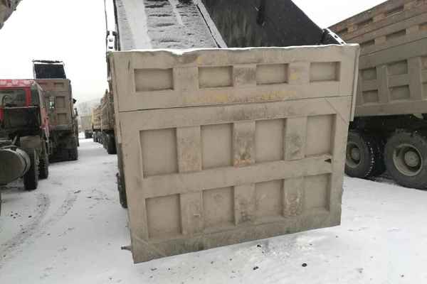山西出售转让二手2011年红岩CQ3254SMG384自卸车