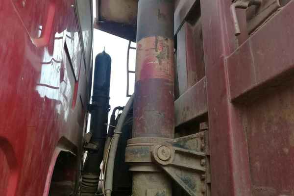 山西出售转让二手2012年东风柳汽乘龙LZ3310PEF自卸车