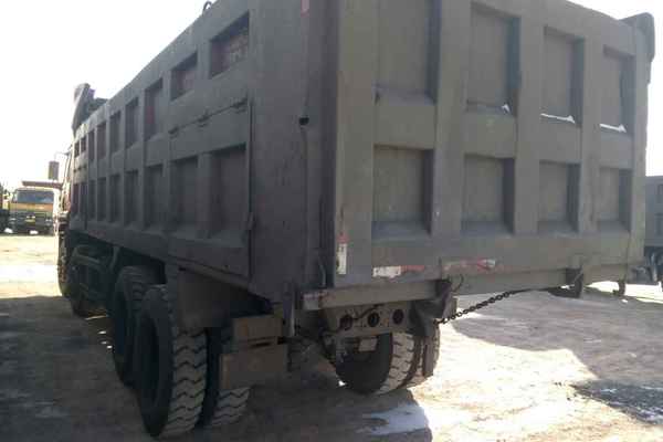 山西出售转让二手2011年东风柳汽乘龙LZ3310PEF自卸车