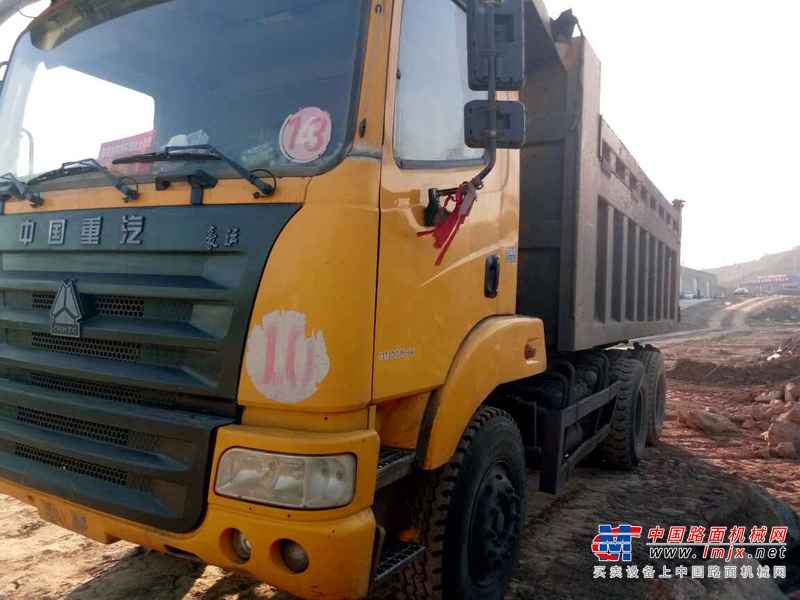 山西出售转让二手2010年中国重汽豪运ZZ5255GJBN3845C自卸车
