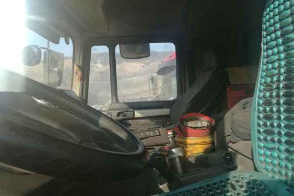 山西出售转让二手2011年红岩CQ3253TMG324自卸车