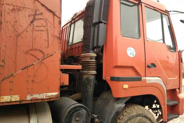 山西出售转让二手2010年红岩CQ3254SMG384自卸车