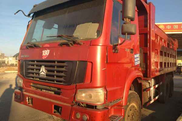 贵州出售转让二手2010年中国重汽豪泺ZZ3327N3847D自卸车