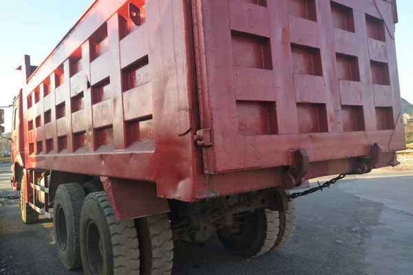 贵州出售转让二手2010年中国重汽豪泺ZZ3327N3847D自卸车