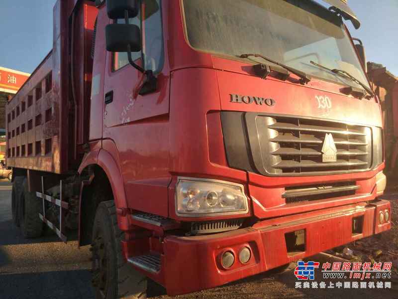 贵州出售转让二手2010年中国重汽豪泺ZZ3327N3847D自卸车