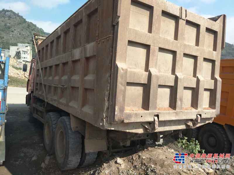 贵州出售转让二手2010年中国重汽豪泺ZZ3257N3648W自卸车
