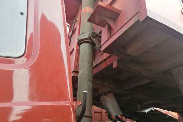 山西出售转让二手2013年东风柳汽乘龙LZ3310PEF自卸车