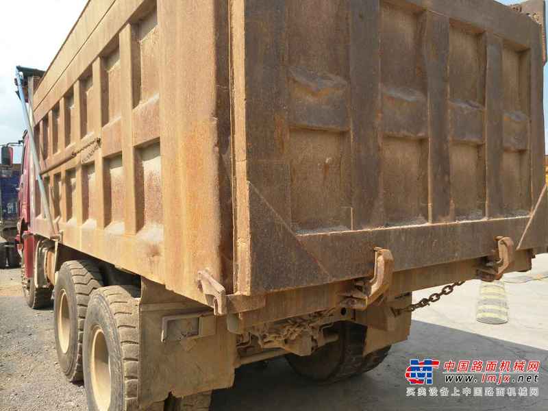 贵州出售转让二手2011年中国重汽豪泺ZZ3257N3847C自卸车