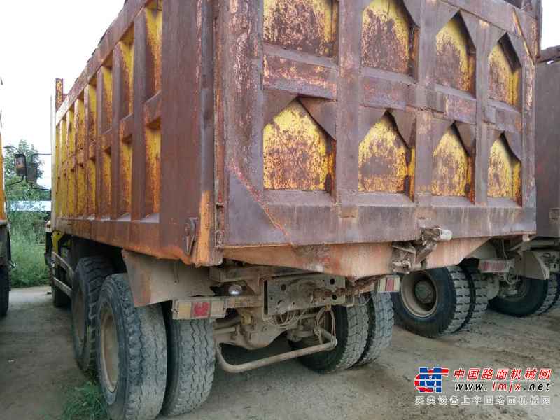 山西出售转让二手2011年中国重汽金王子ZZ3251N4241C1自卸车