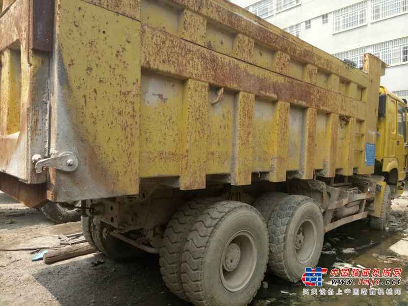 山西出售转让二手2011年中国重汽豪沃ZZ3257N3847D1自卸车