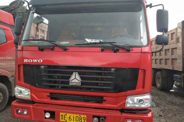 贵州出售转让二手2013年中国重汽豪泺ZZ3317N3568W自卸车