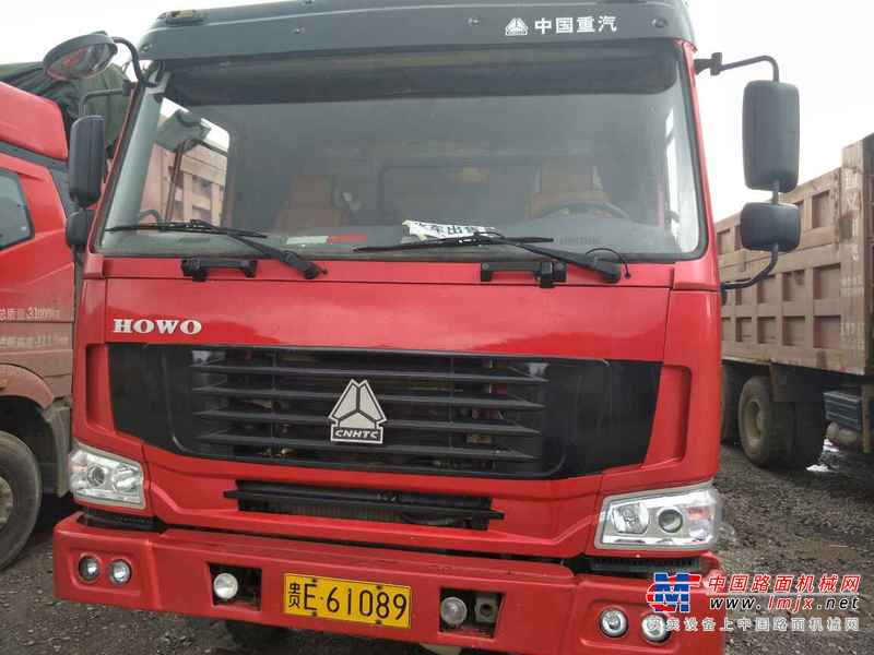 贵州出售转让二手2013年中国重汽豪泺ZZ3317N3568W自卸车