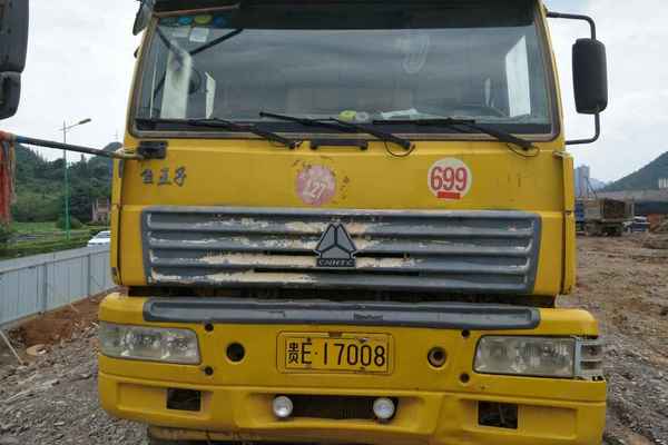 贵州出售转让二手2010年中国重汽金王子ZZ3161M4711C1自卸车