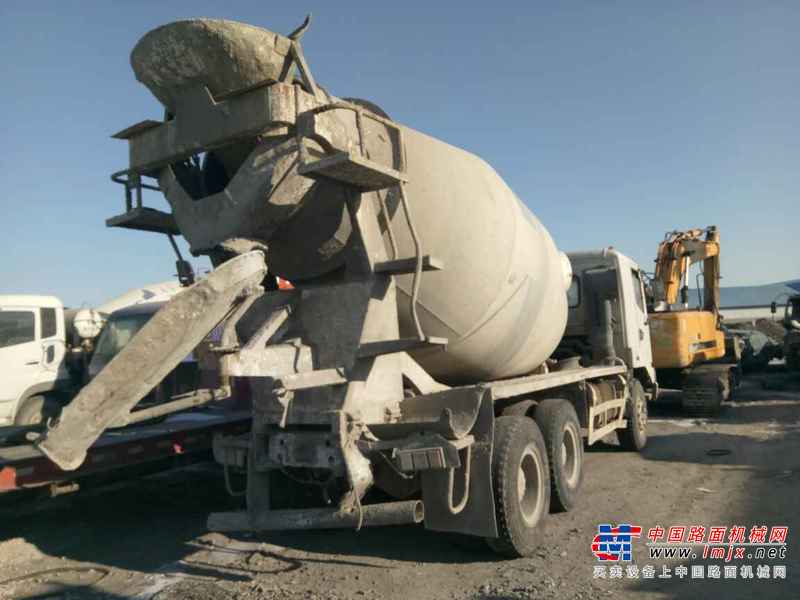 吉林出售转让二手2011年福田欧曼BJ5252GJB搅拌运输车