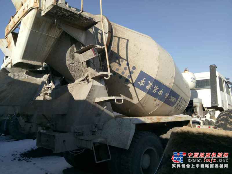 山西出售转让二手2009年陕汽德龙SX5255GJBJR384XC搅拌运输车