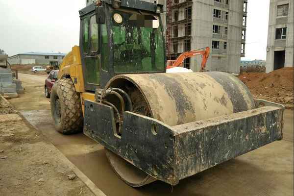 山西出售转让二手3000小时2009年洛阳路通LT220S单钢轮压路机