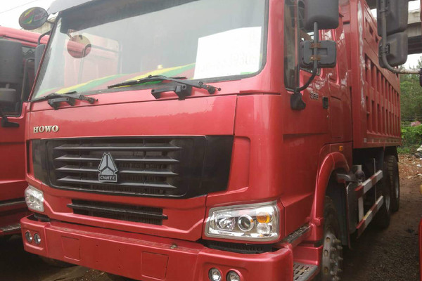 云南出售转让二手2012年中国重汽豪泺ZZ3257N3847A自卸车