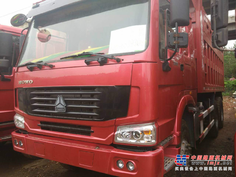 云南出售转让二手2012年中国重汽豪泺ZZ3257N3847A自卸车