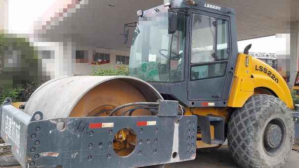 辽宁出售转让二手6000小时2006年洛建LSS220单钢轮压路机