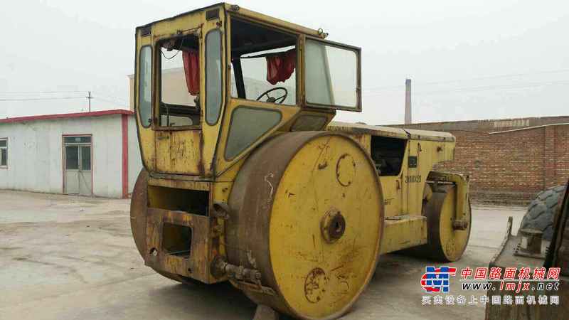 山西出售转让二手6700小时2004年洛建3Y18X21三轮压路机