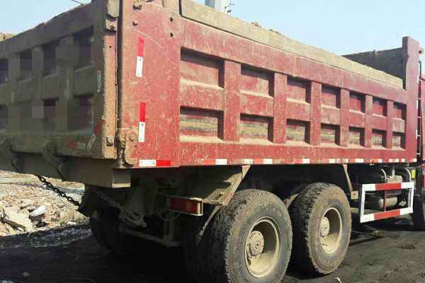 辽宁出售转让二手2011年中国重汽豪沃ZZ3257N5247自卸车
