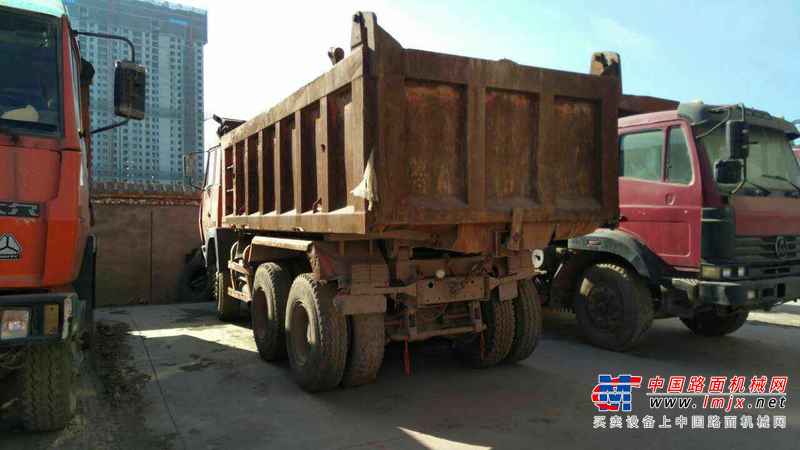 山西出售转让二手2011年中国重汽金王子ZZ3161M4711C1自卸车