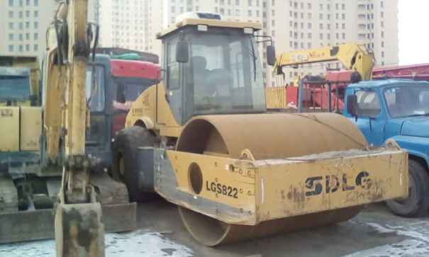内蒙古出售转让二手4328小时2011年洛阳宝路BLS220单钢轮压路机