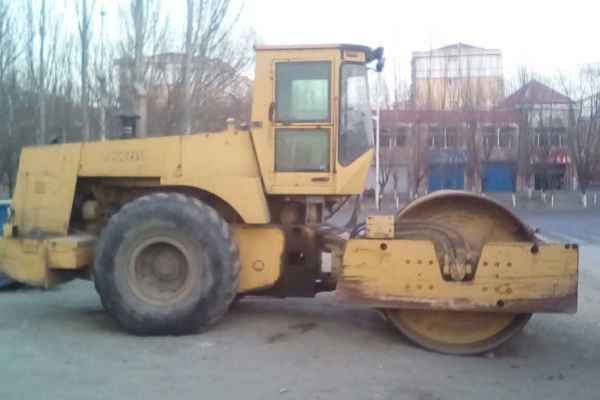 内蒙古出售转让二手8379小时2004年洛阳路通LTK220B单钢轮压路机