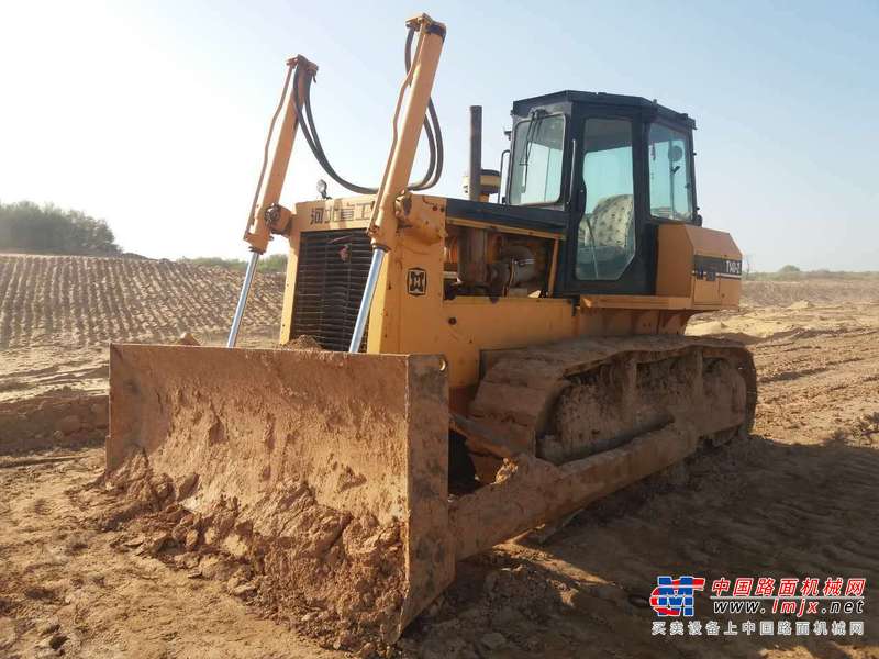 陕西出售转让二手4000小时2009年宣工T140推土机