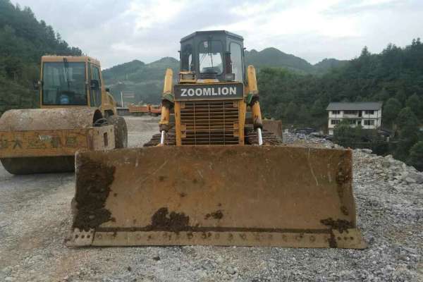 贵州出售转让二手8100小时2011年中联重科ZD160推土机