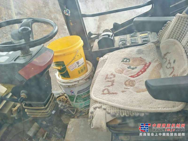云南出售转让二手3562小时2012年山工SEM8222单钢轮压路机