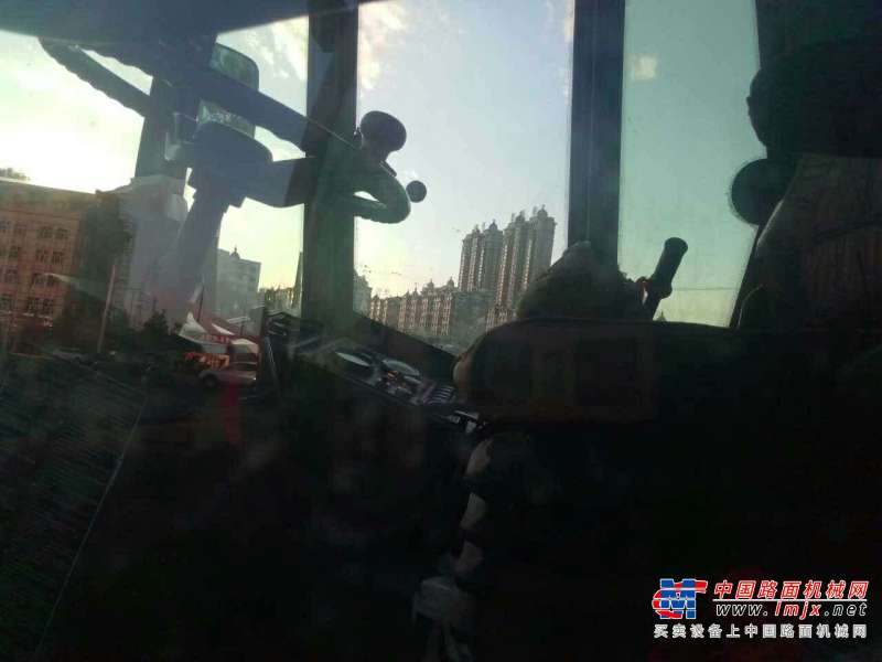 黑龙江出售转让二手8900小时2007年洛建LSS220单钢轮压路机