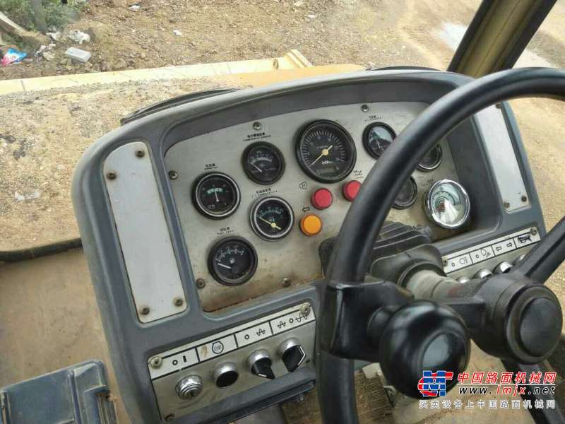 云南出售转让二手5000小时2008年龙工LG520A单钢轮压路机