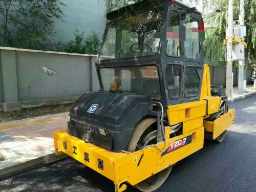 辽宁出售转让二手1500小时2013年徐工YZC3双钢轮压路机