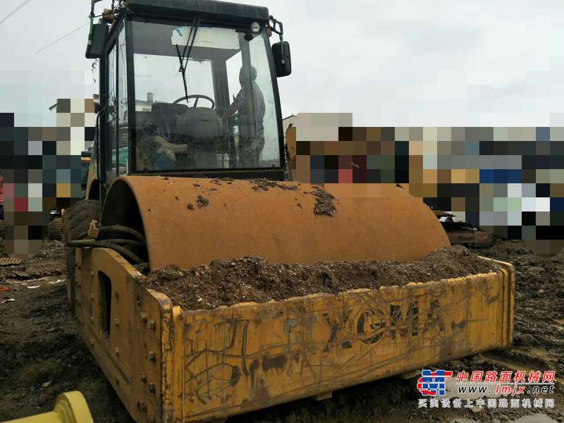 云南出售转让二手8956小时2009年厦工XG6204M单钢轮压路机