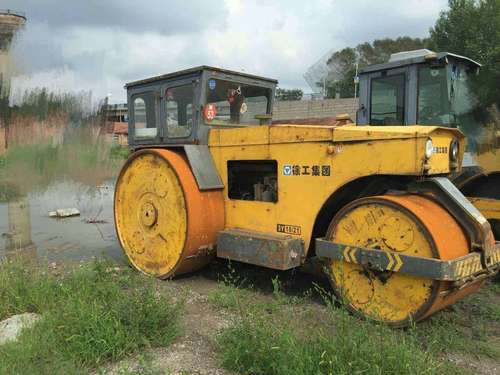 黑龙江出售转让二手12000小时2005年徐工3Y18双钢轮压路机