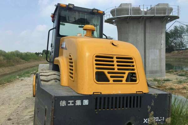 安徽出售转让二手3500小时2006年徐工XSM220单钢轮压路机