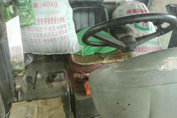 湖北出售转让二手3900小时2009年常林8228单钢轮压路机