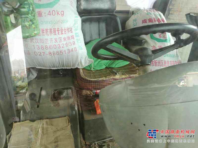 湖北出售转让二手3900小时2009年常林8228单钢轮压路机