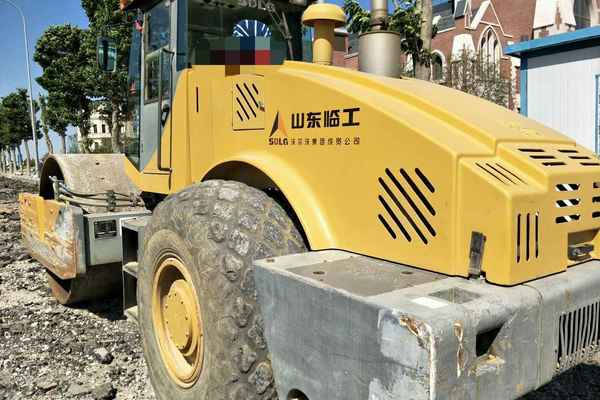 辽宁出售转让二手10000小时2010年临工LGS820单钢轮压路机