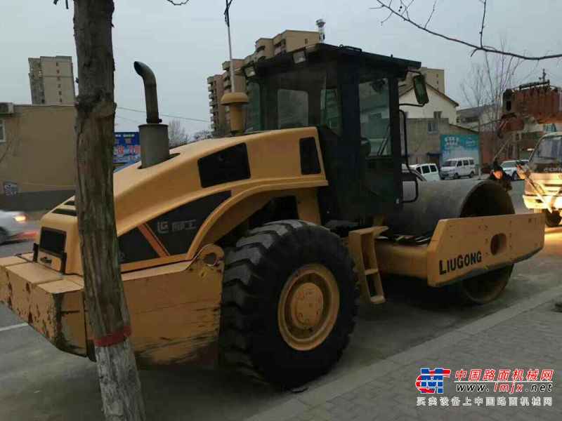 陕西出售转让二手1500小时2012年柳工CLG622单钢轮压路机
