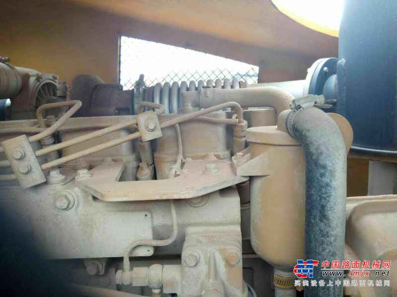 云南出售转让二手2000小时2015年柳工CLG6122单钢轮压路机
