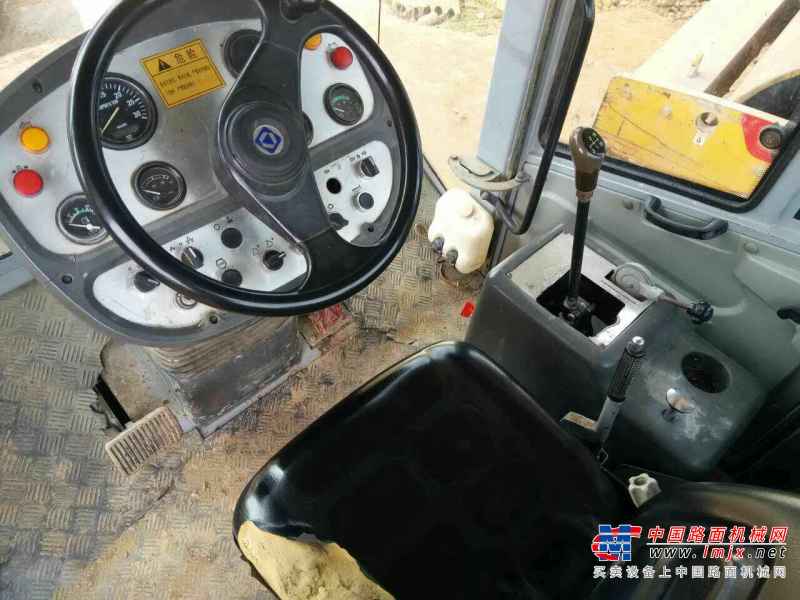湖南出售转让二手8000小时2011年徐工XS222J单钢轮压路机