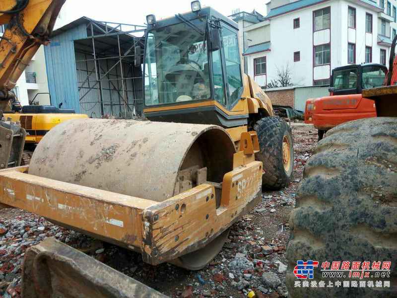 云南出售转让二手4461小时2009年万邦股份SRM220单钢轮压路机