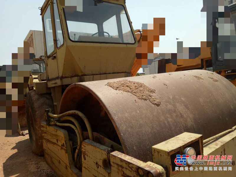 云南出售转让二手17800小时2005年洛阳路通LT14JC单钢轮压路机