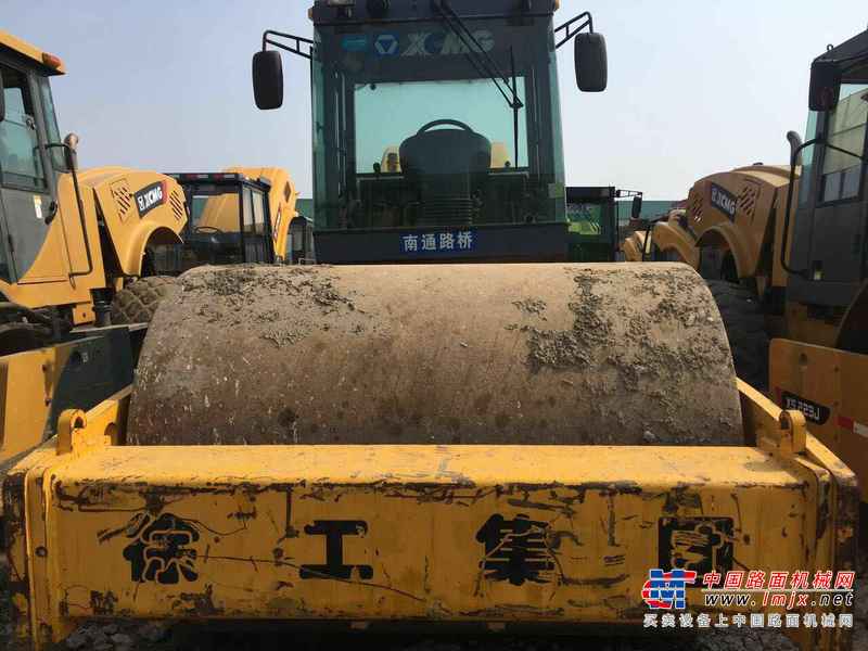 江苏出售转让二手1300小时2015年徐工XS223J单钢轮压路机
