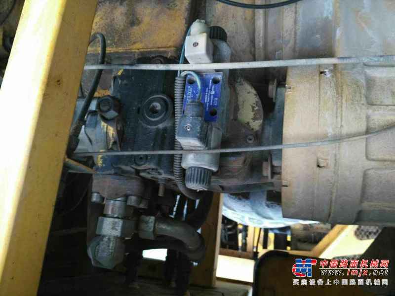 黑龙江出售转让二手1300小时2005年徐工Y18单钢轮压路机