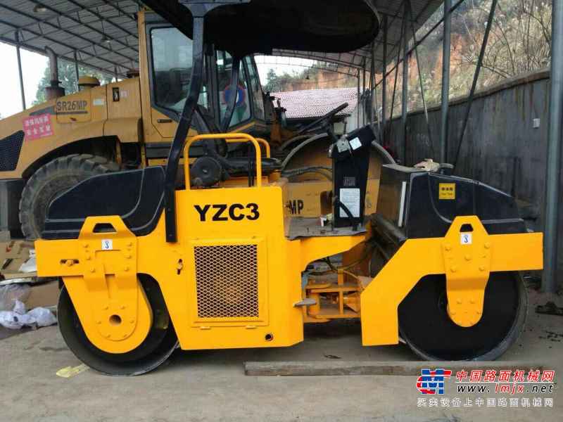 湖南出售转让二手4500小时2010年骏马YZC2双钢轮压路机