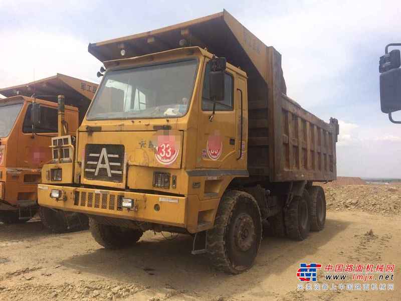 内蒙古出售转让二手2012年中国重汽ZZ3317N3867C1L自卸车