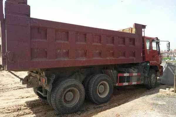 山东出售转让二手2013年中国重汽金王子ZZ3161M4711C1自卸车